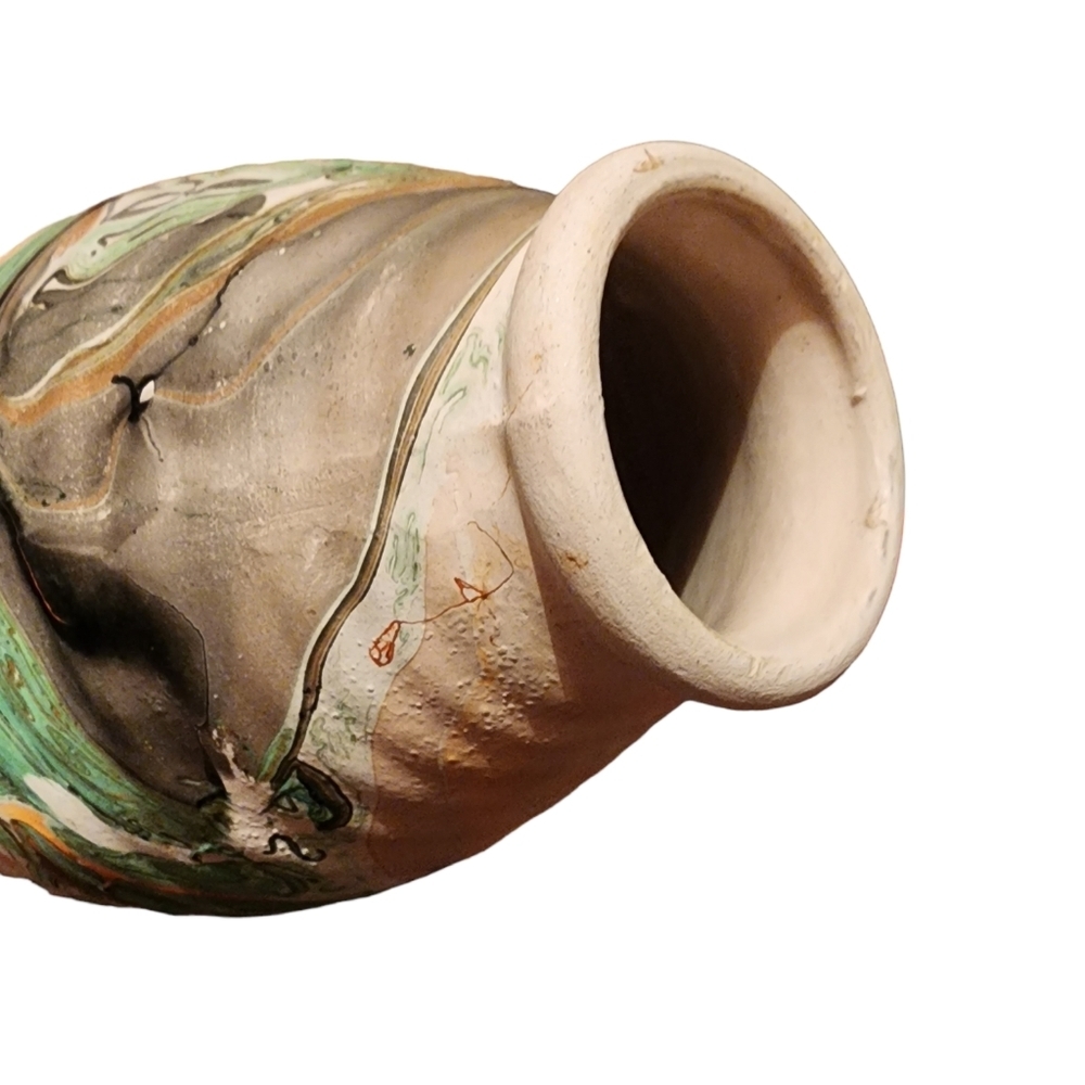 Nemadji Indian Clay Pottery Beehive Vase Shape Green Orange Gray Swirl Pattern - Picture 14 of 15